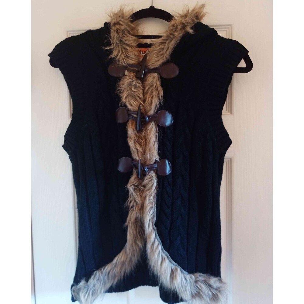 Mudd Hoodie Sweater Vest w Faux Fur Trim XL
